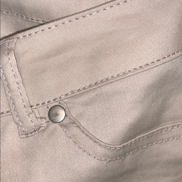 Fire Los Angeles skinny off white jeans, 9 - Picture 6 of 6